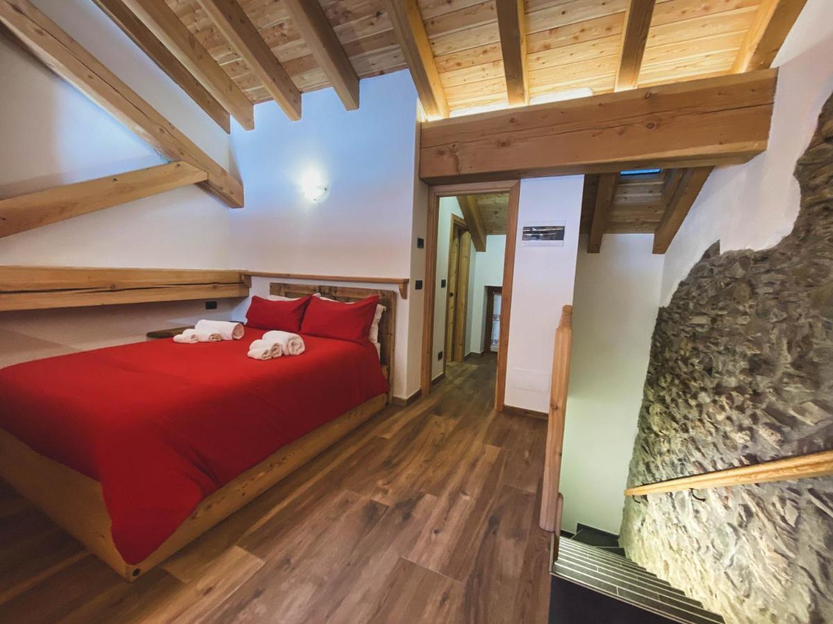 Aux Pieds Du Malatra' 1 Apartment Saint-Rhemy-En-Bosses Ngoại thất bức ảnh