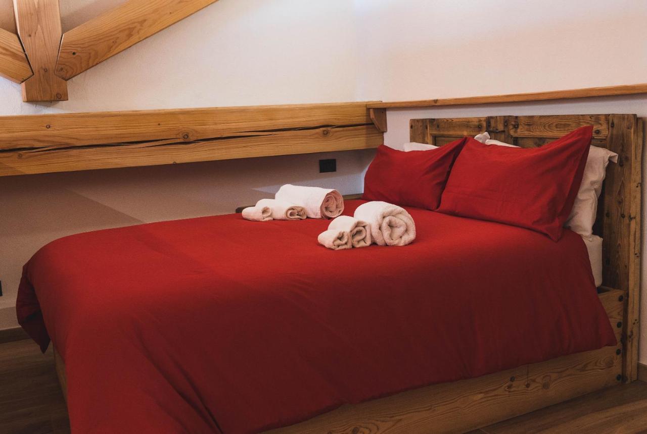 Aux Pieds Du Malatra' 1 Apartment Saint-Rhemy-En-Bosses Ngoại thất bức ảnh